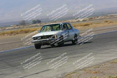 media/Oct-01-2022-24 Hours of Lemons (Sat) [[0fb1f7cfb1]]/10am (Front Straight)/